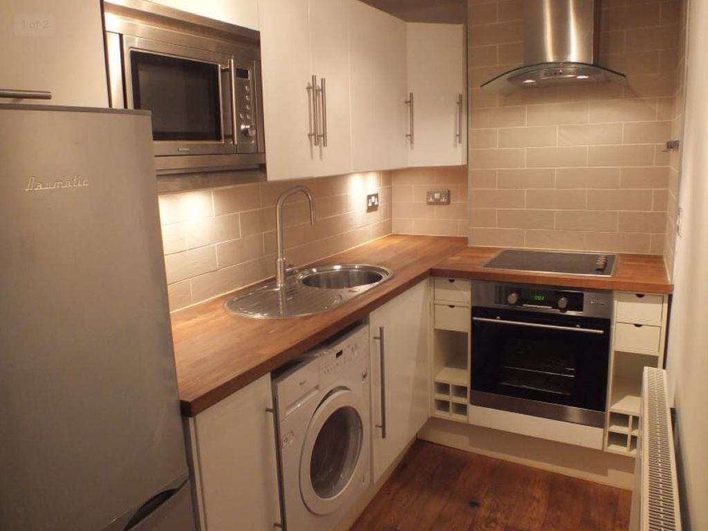 Property photo 2 of 11