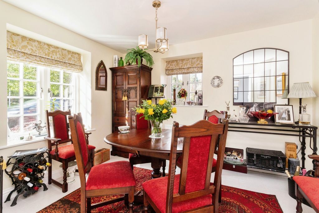 Property photo 3 of 13 Dining Room