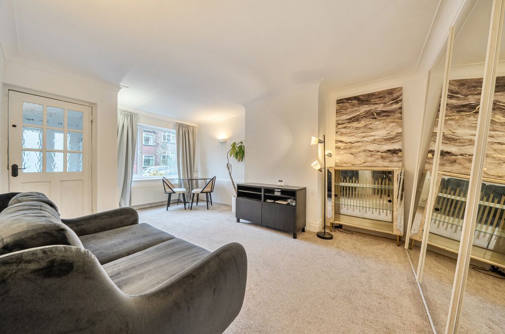 Property photo 2 of 11 1402408-3-6980B48...