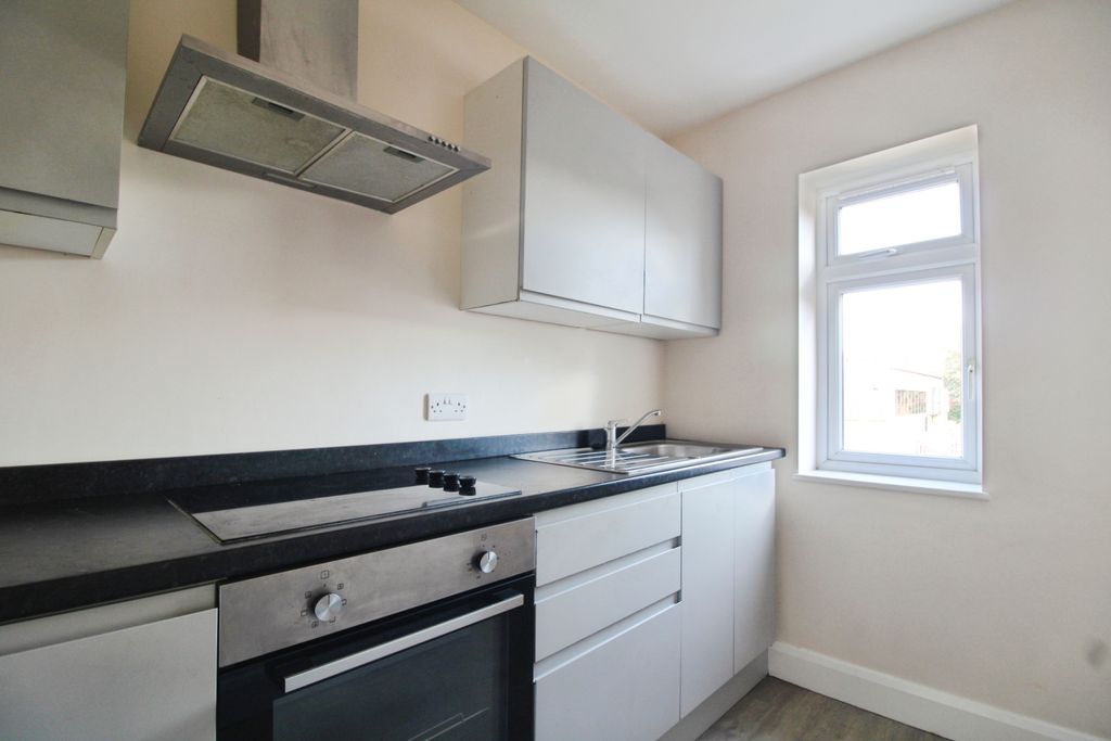 Property photo 3 of 8 73F40Dd0-Img_5505