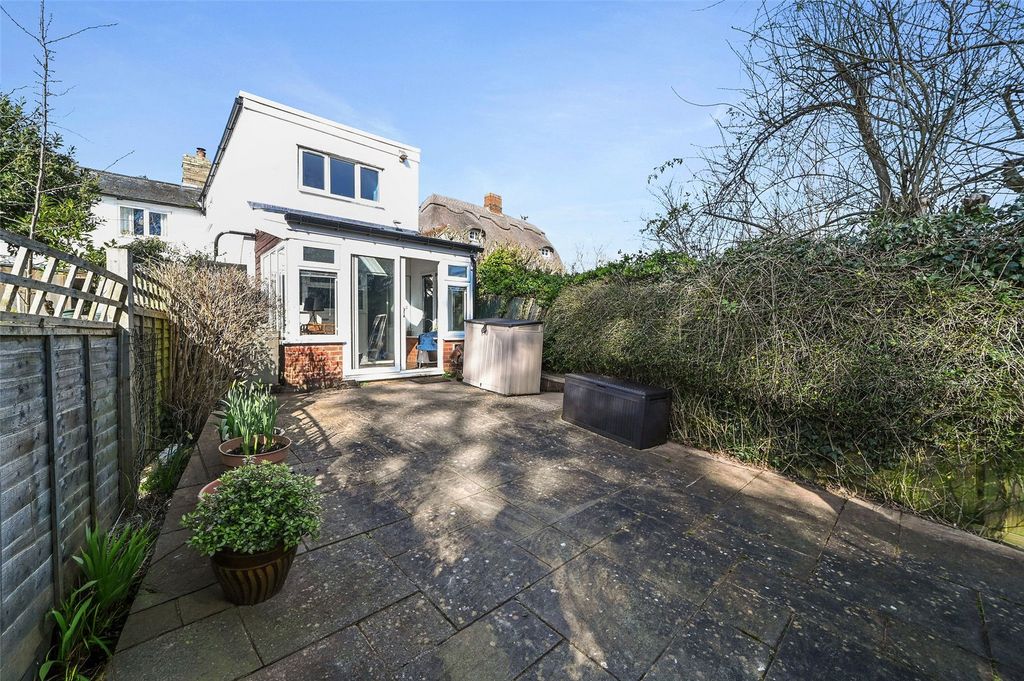 Property photo 1 of 17 Picture No. 16