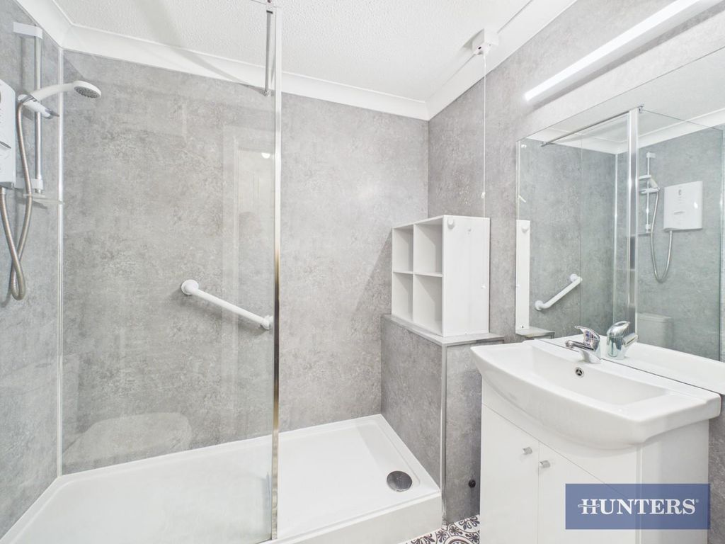 Additional image 7 of 1 bed flat for saleWest Avenue, Filey YO14
