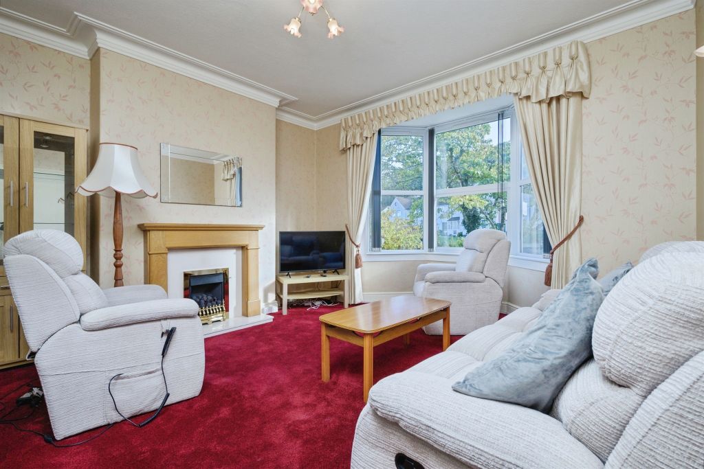 Property photo 2 of 16