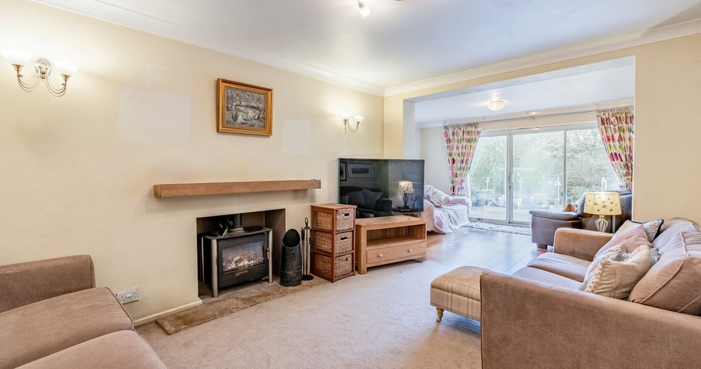 Property photo 2 of 15