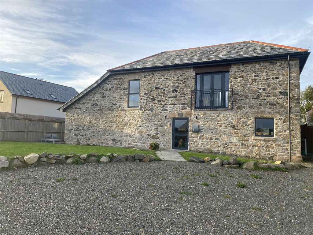 Property photo 1 of 17 Picture No. 01