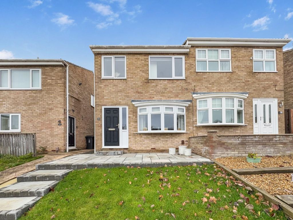 Property photo 1 of 20 Front