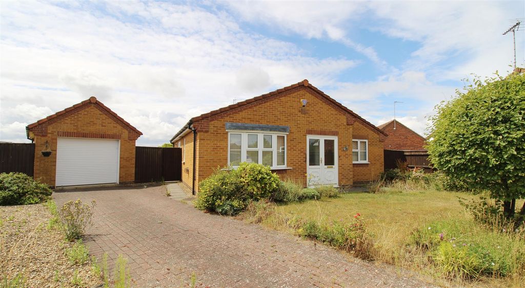 Property photo 1 of 15 Front