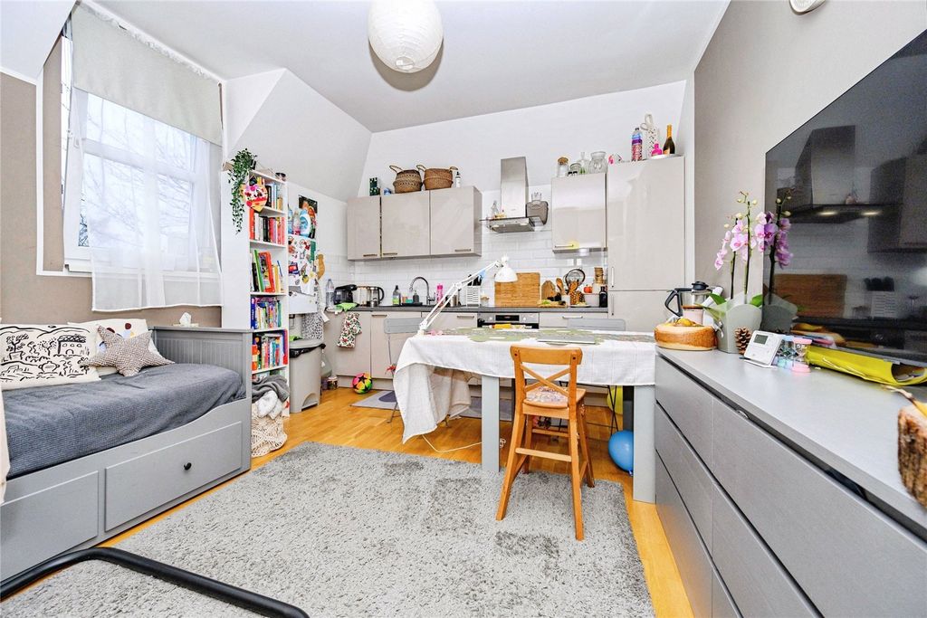 Property photo 2 of 6 Picture No. 08