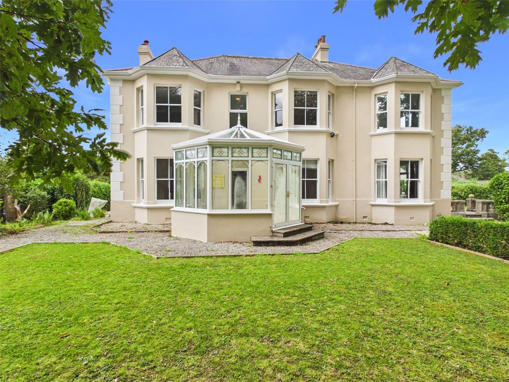 Property photo 1 of 27 Picture No. 32