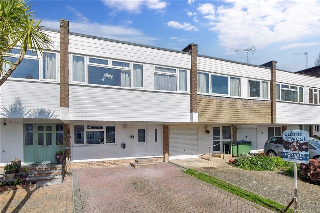 Property photo 2 of 11 External (Web)