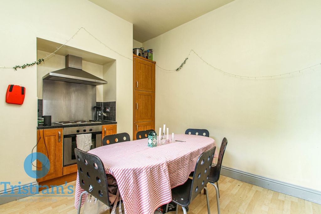 Property photo 2 of 15 Img_9041