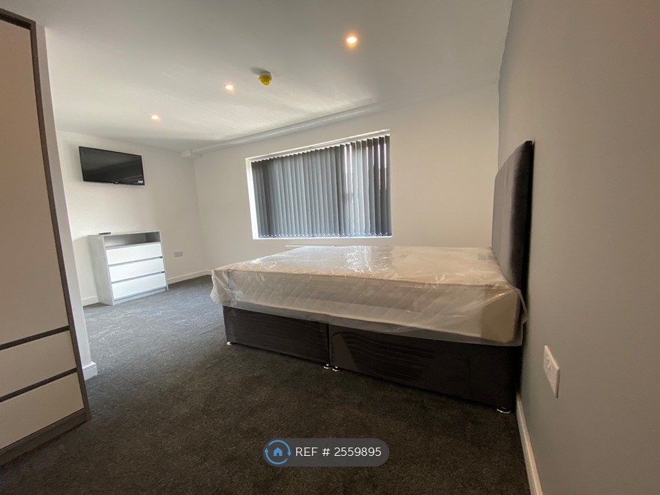 Property photo 2 of 6