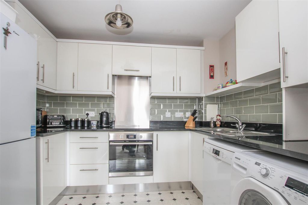 Property photo 3 of 10 Img_1313.Jpg