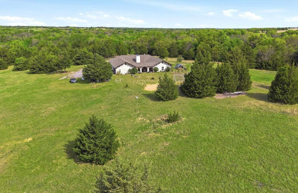 Property photo 2 of 27 <Alttext/>
