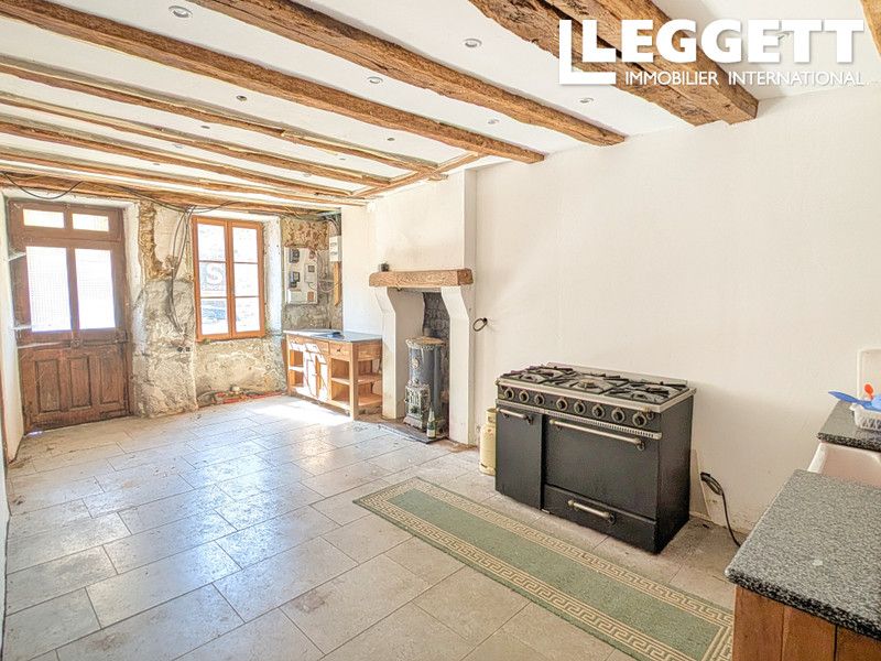 Property photo 3 of 10