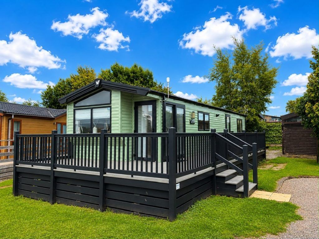 Property photo 1 of 6 B82E8996 F86F 4Aa8 8ba6 B82B263172Fe.Jpg