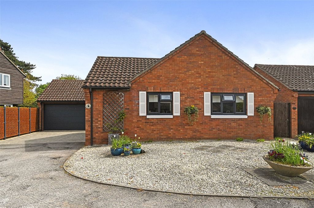 Property photo 1 of 19 Front Aspect