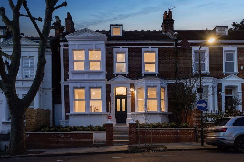 Property photo 2 of 28 4167925