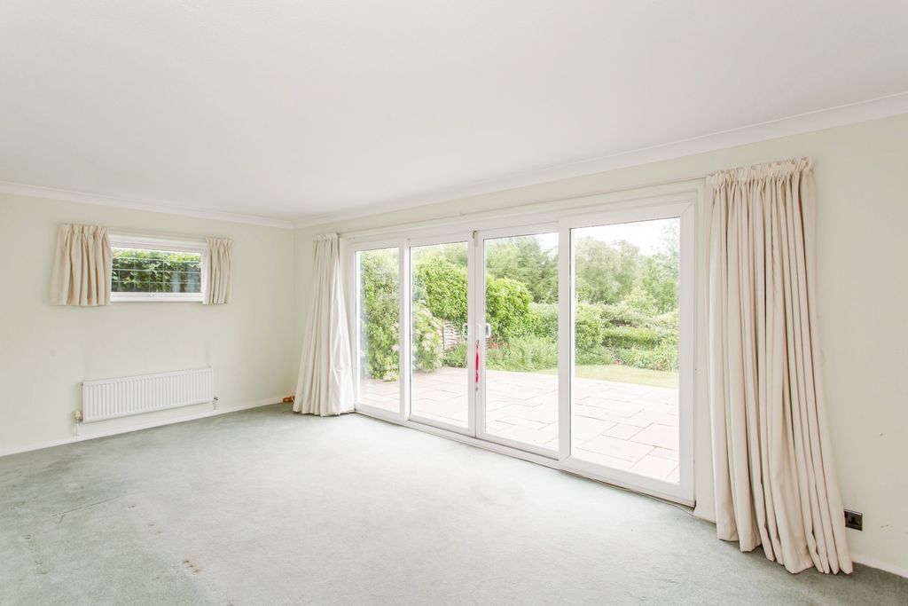 Property photo 3 of 17 Reception Room