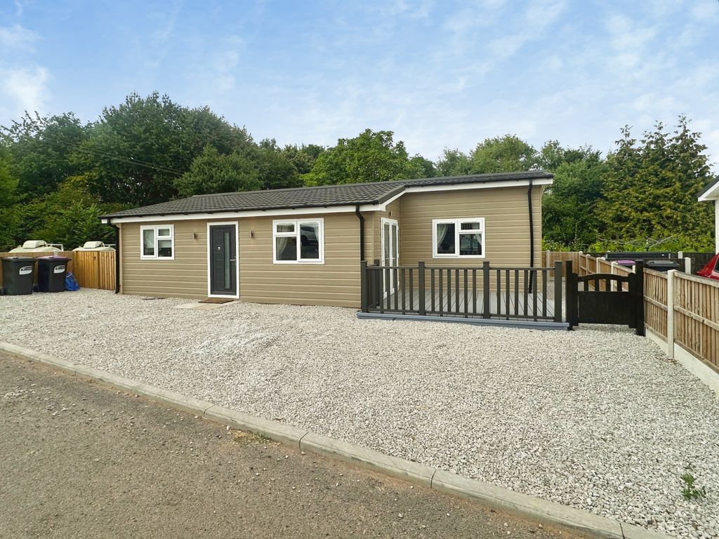 Property photo 1 of 13 Front
