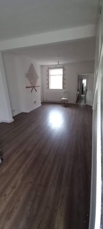 Property photo 3 of 9 Image 3