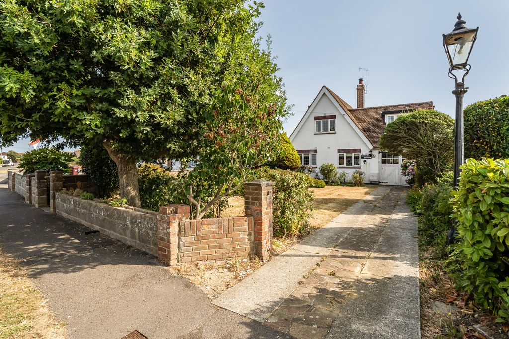 Property photo 1 of 14
