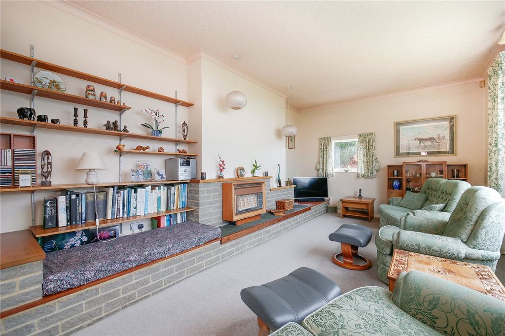 Property photo 3 of 30 Picture No. 10