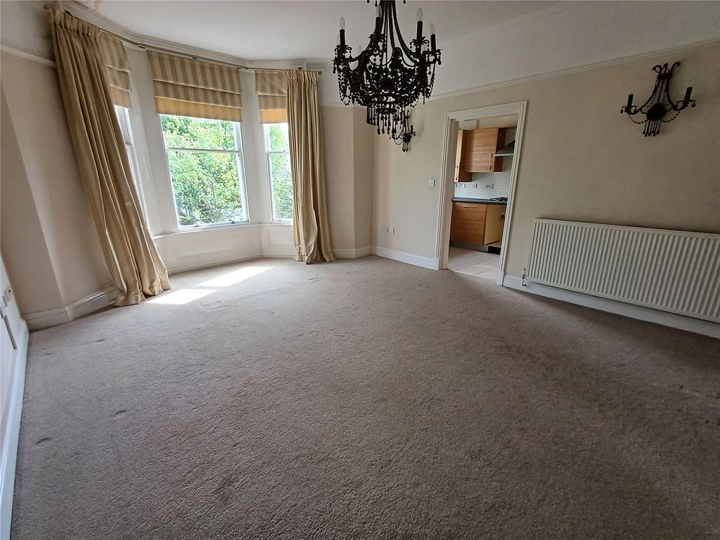 Property photo 3 of 10 Picture No. 02