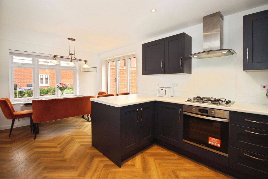 Property photo 2 of 17 Kitchen Dining Room