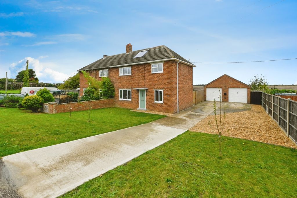 Property photo 1 of 23