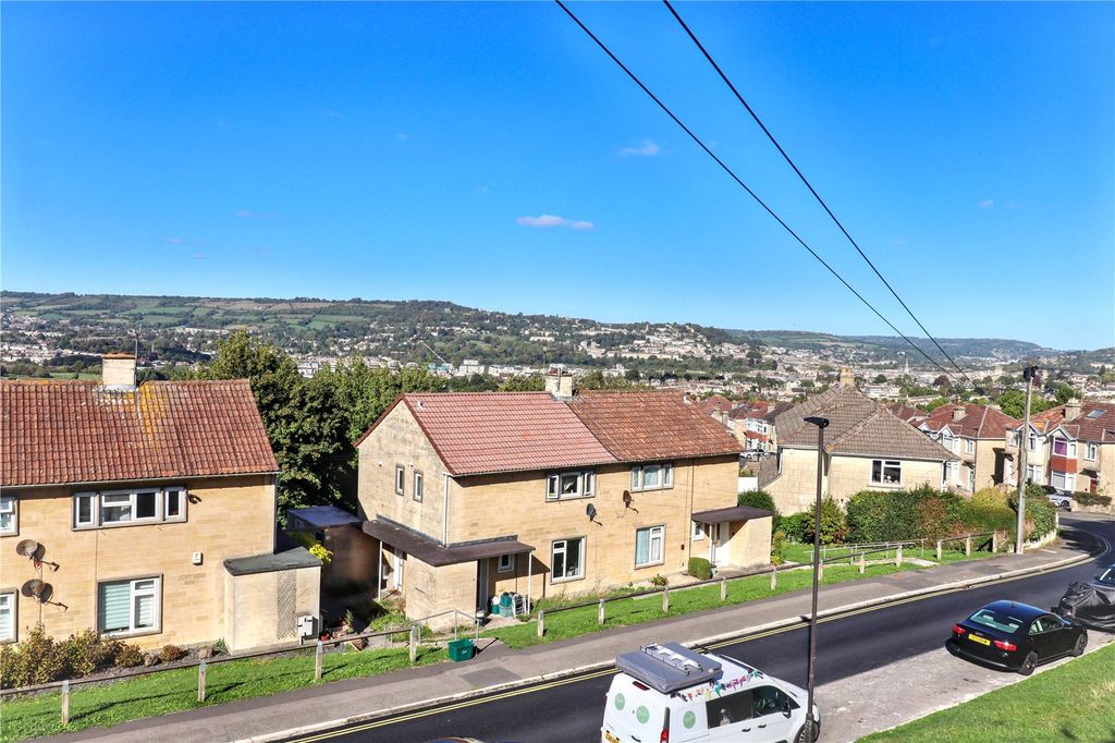 Property photo 2 of 13 Picture No. 09