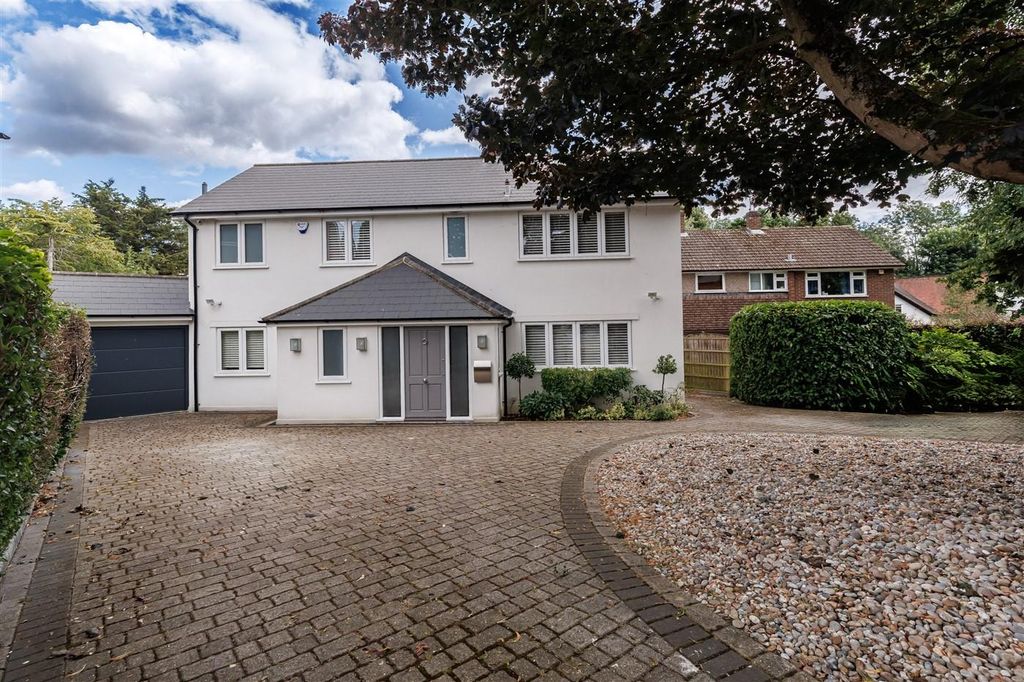 Property photo 1 of 39 MC Kendal Avenue 1