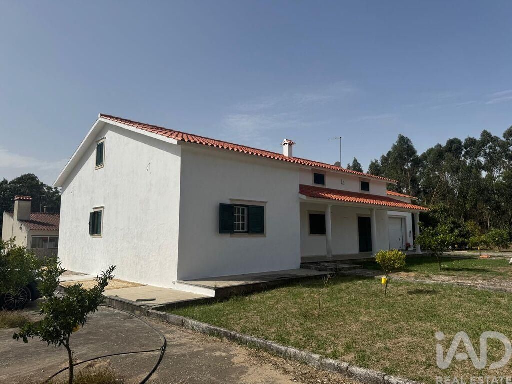 Property photo 1 of 40