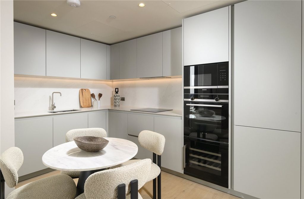 Property photo 1 of 15 Picture No. 20