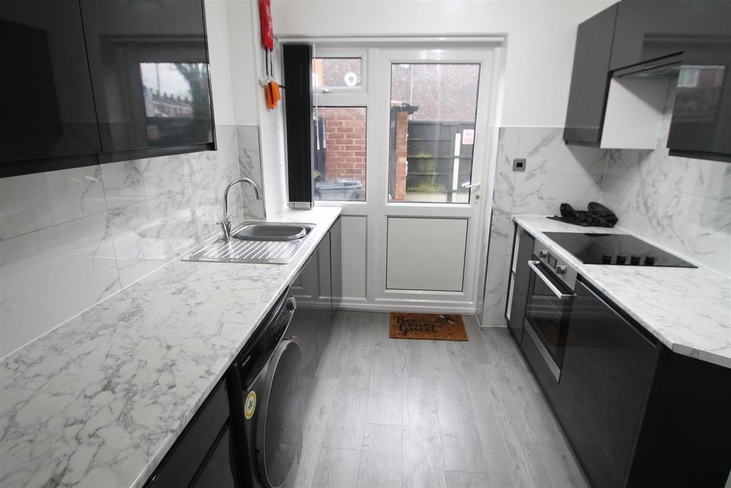 Property photo 2 of 11 Img_8674.Jpg