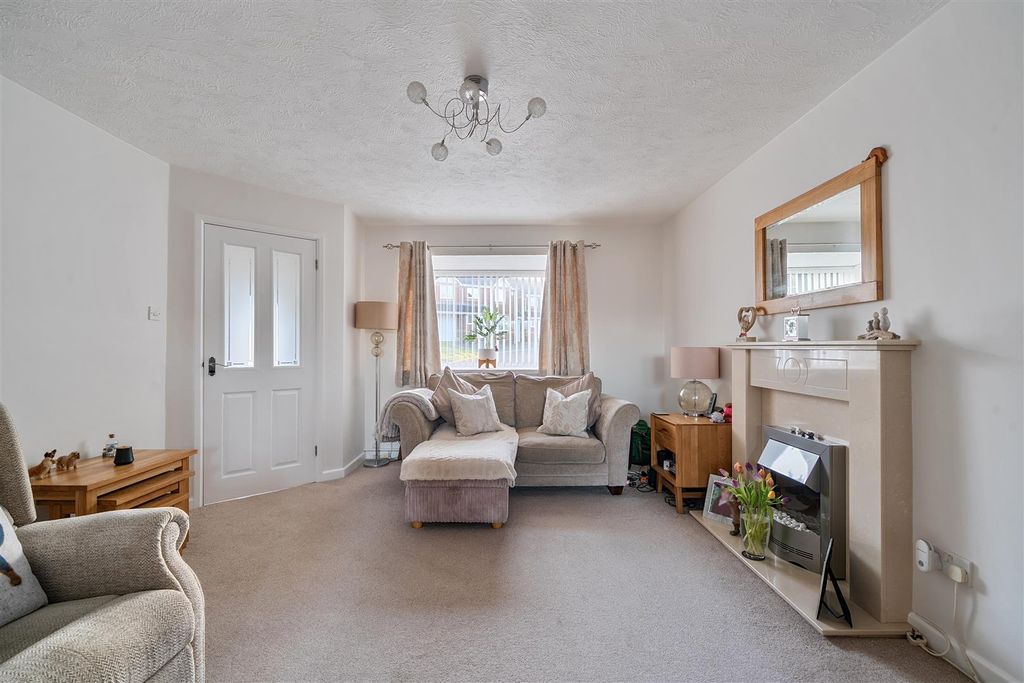 Property photo 2 of 17 Primrose Sitting Room. Post Xmas 3.Jpg