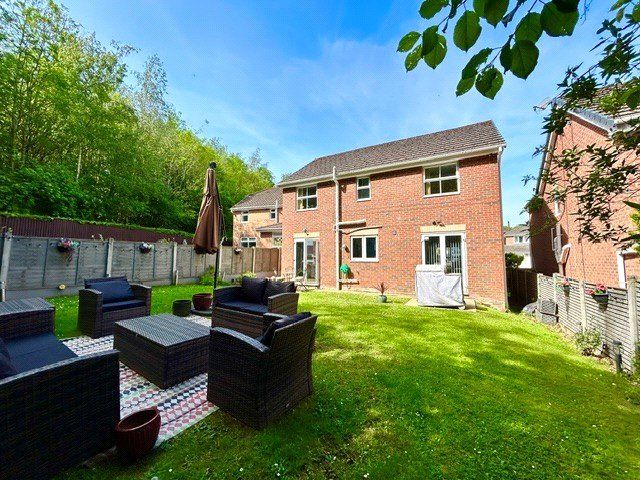 Property photo 2 of 24 Picture No. 80