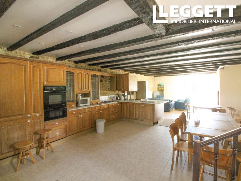 Property photo 3 of 10