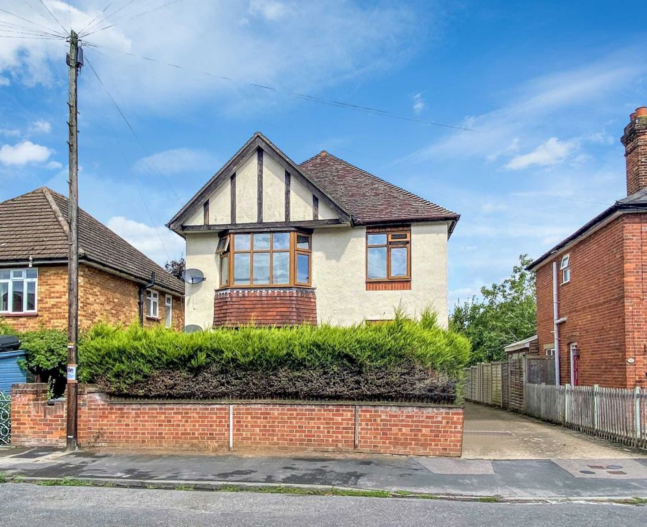 Property photo 1 of 13 30001786-Hr-1