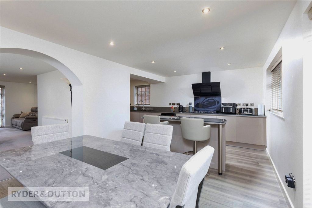 Property photo 3 of 19 Kitchen Dining Room