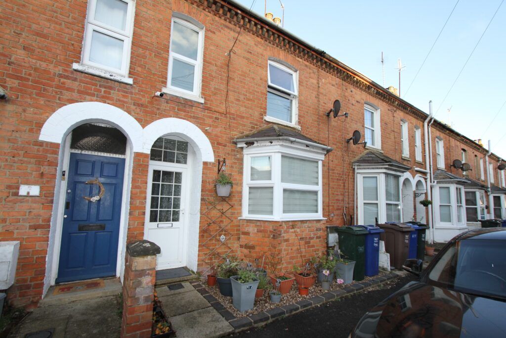 Property photo 1 of 8