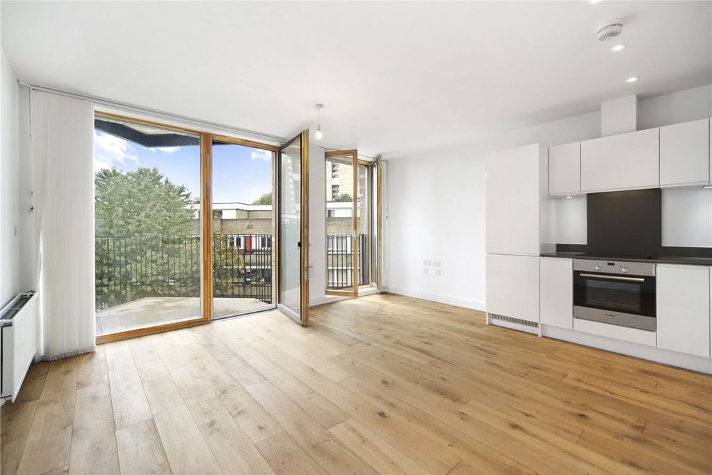 Property photo 1 of 5