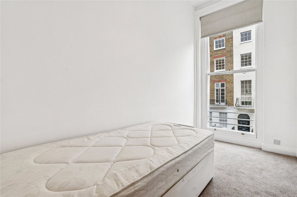 Property photo 3 of 7 Picture No. 16