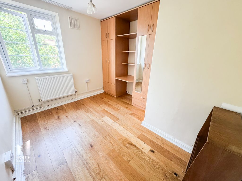 Property photo 3 of 13 Photo 2