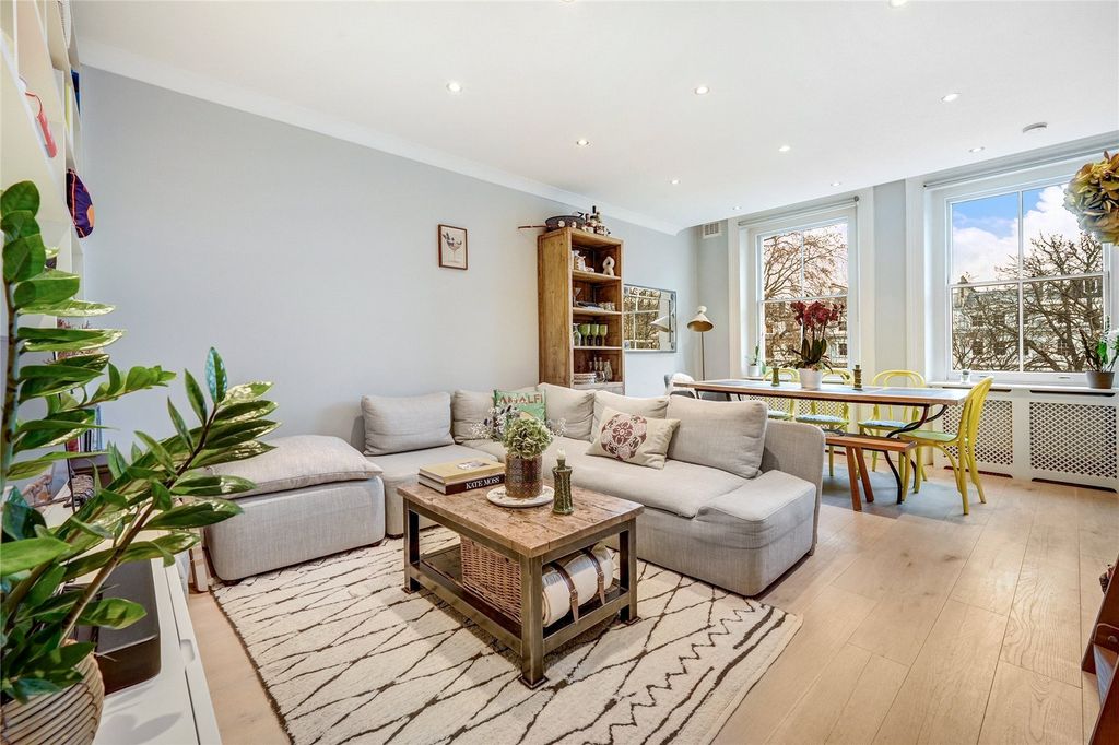 Property photo 1 of 9 Rception