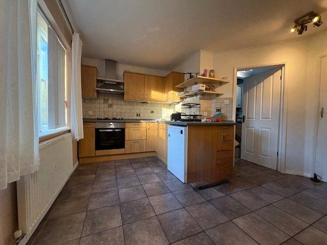 Property photo 2 of 11 Picture No. 08