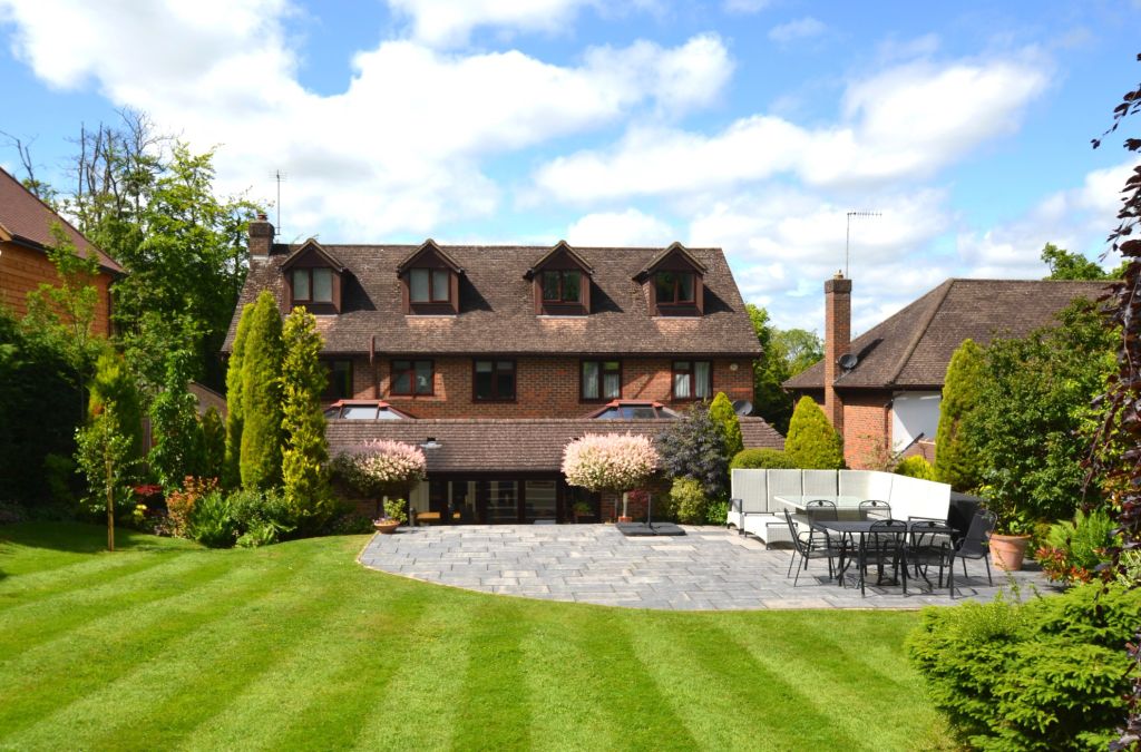 Property photo 1 of 21