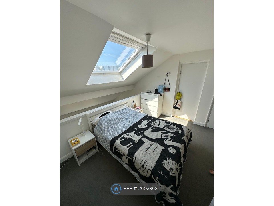 Property photo 1 of 28 Master Bedroom