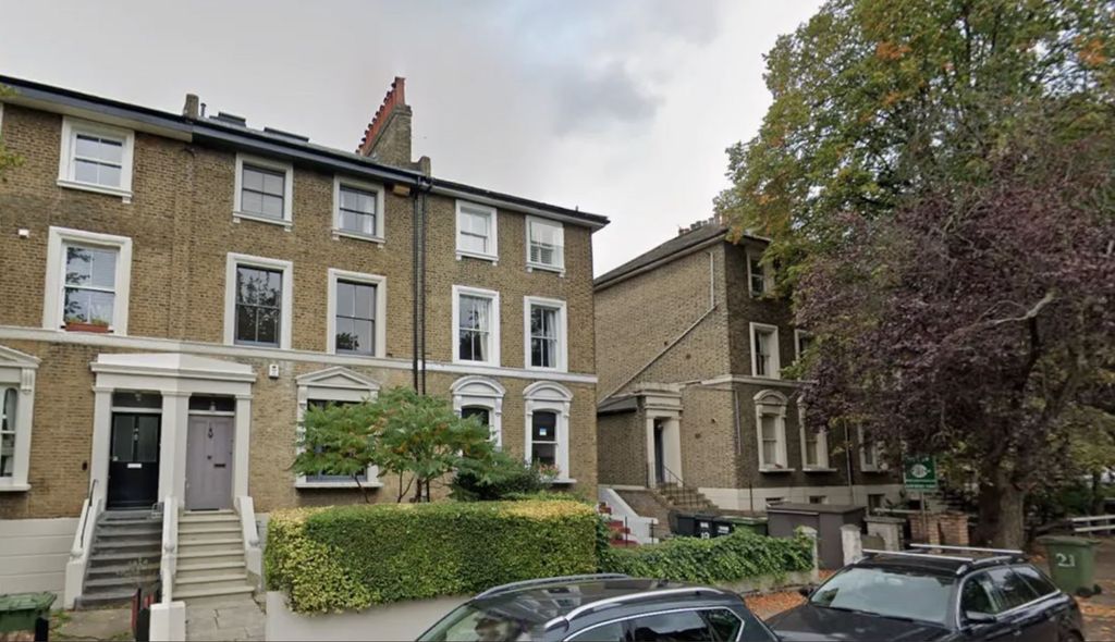 Property photo 1 of 10