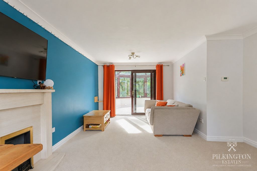 Property photo 3 of 17 5275622